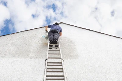 Peinture extérieure à la Bourdinière-Saint-Loup — façades et ravalement
